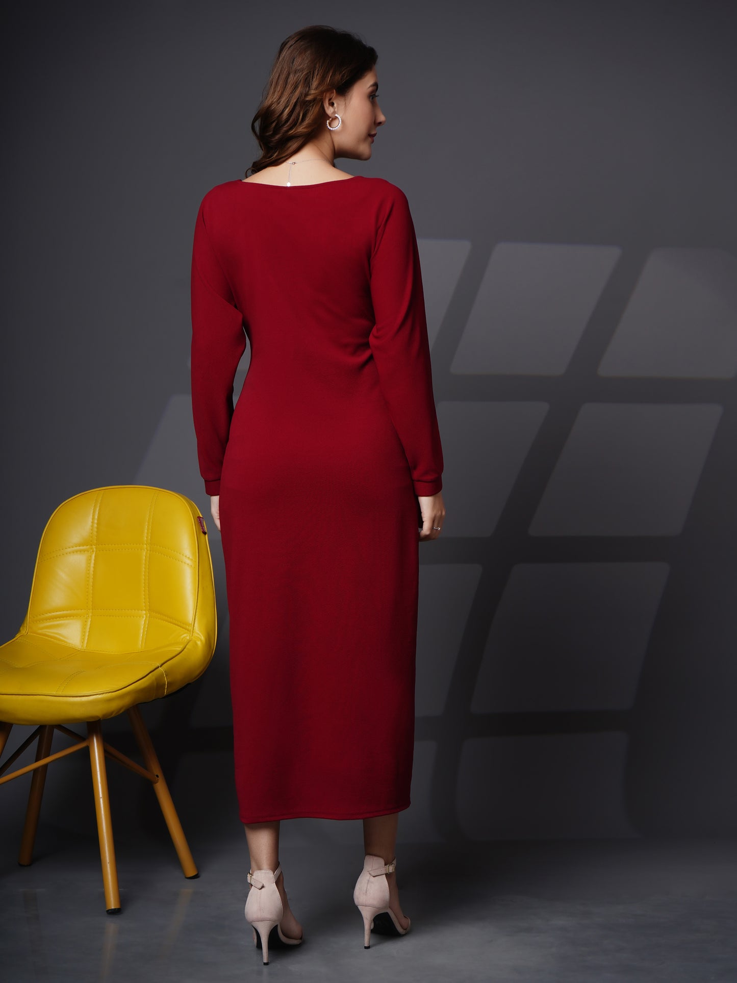 Sweetheart neck bodycone dress