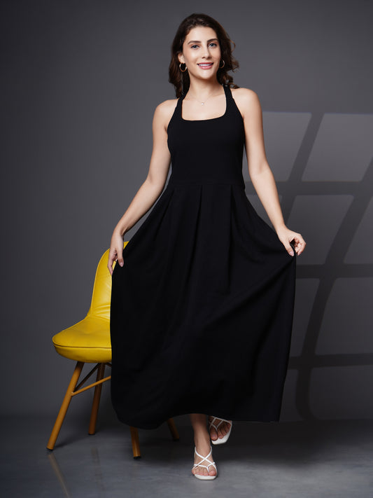 Box pleat fit & flare long dress Black