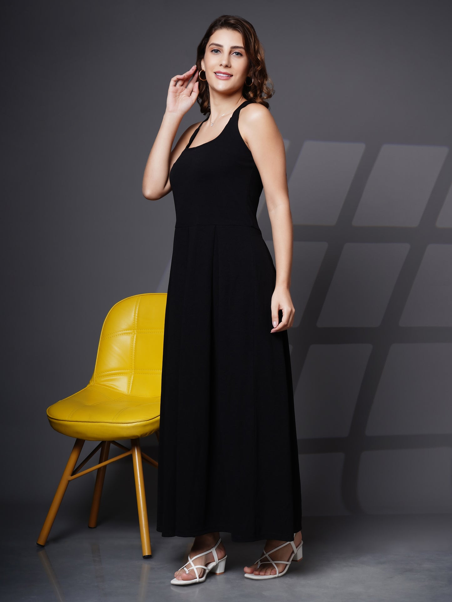 Box pleat fit & flare long dress Black