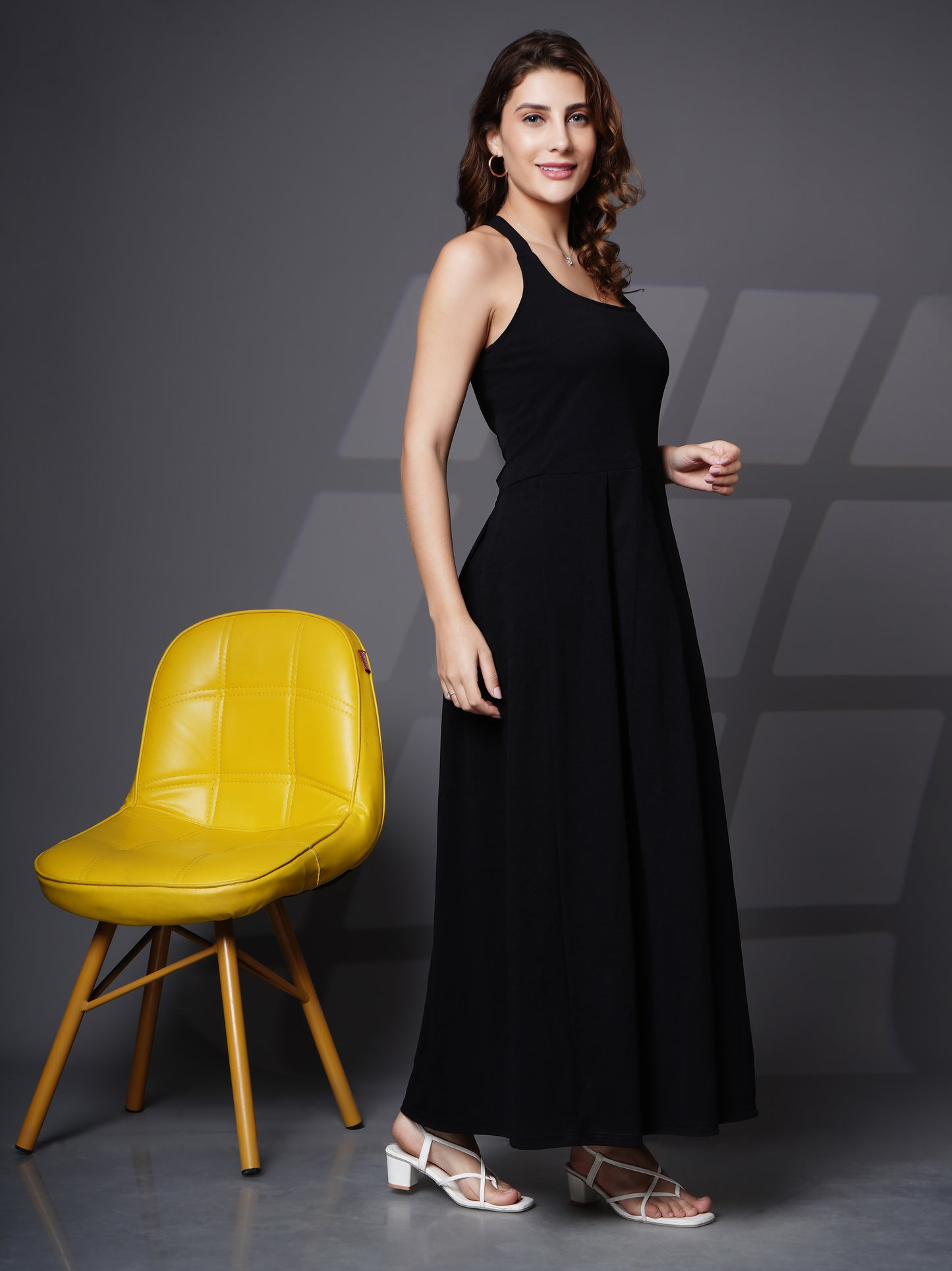Box pleat fit & flare long dress Black
