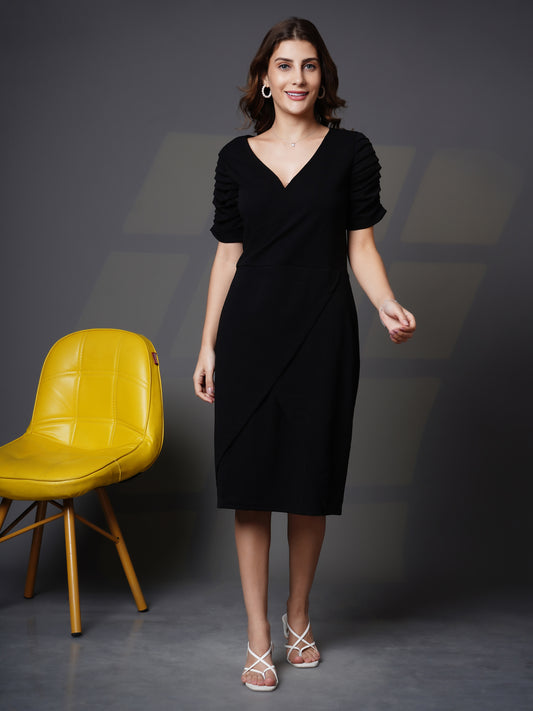 Tulip hem gather sleeves dress