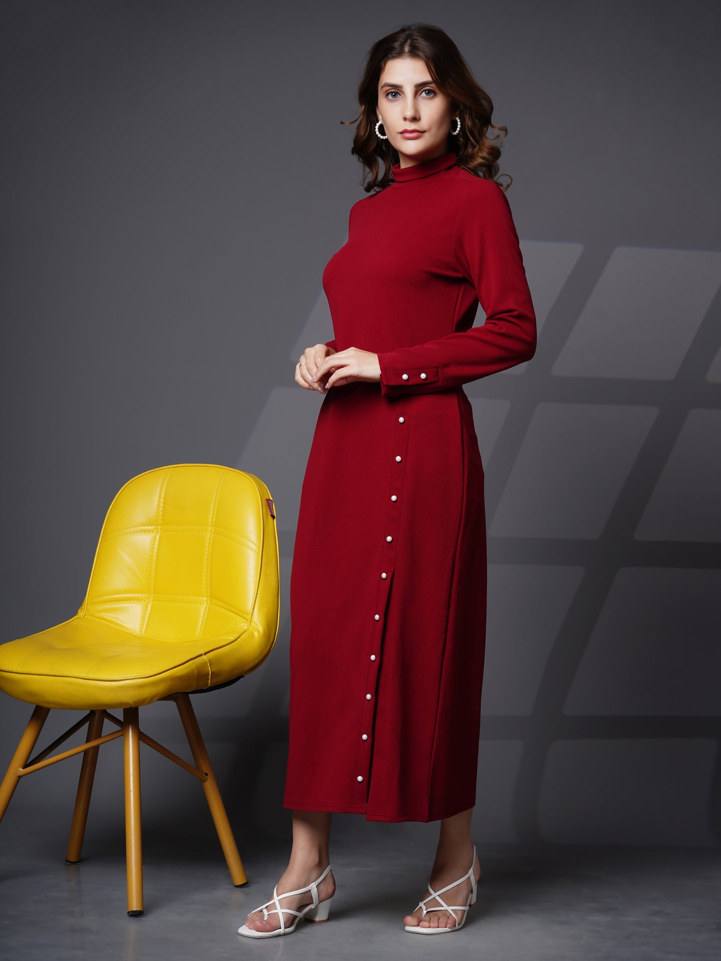 Woman turtle neck slit open dress Maroon